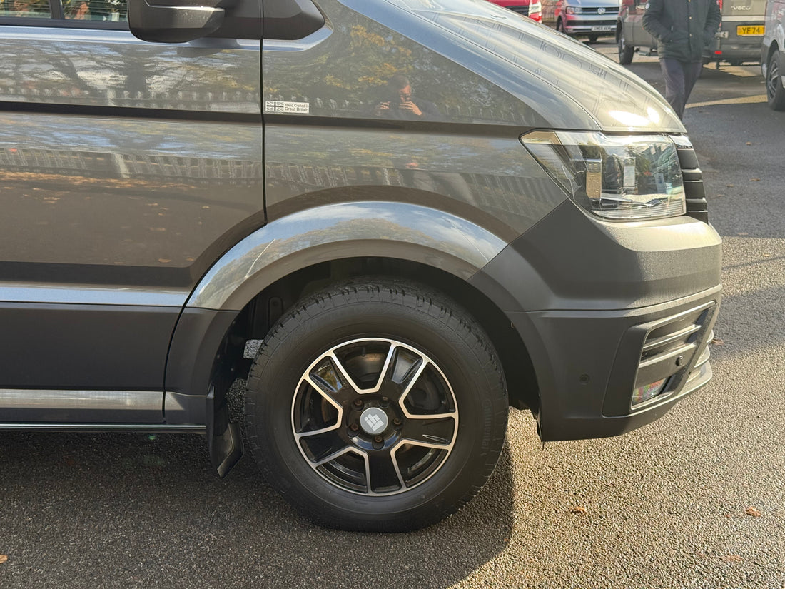 IH N-Class 680 RL £84,995