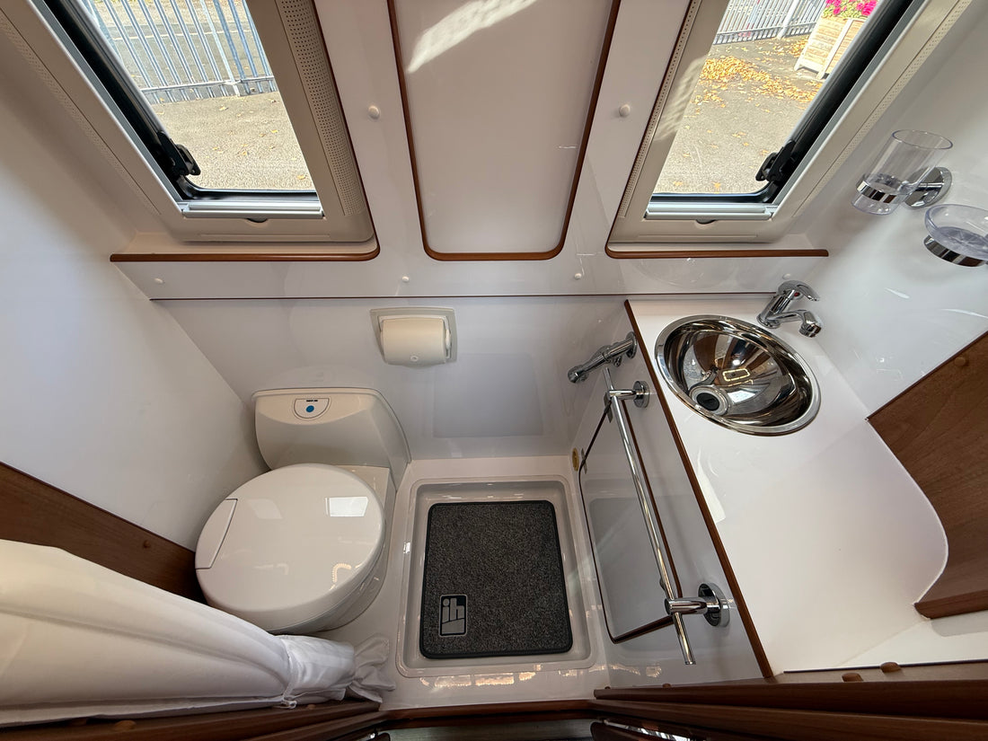 IH N-Class 680 RL £84,995