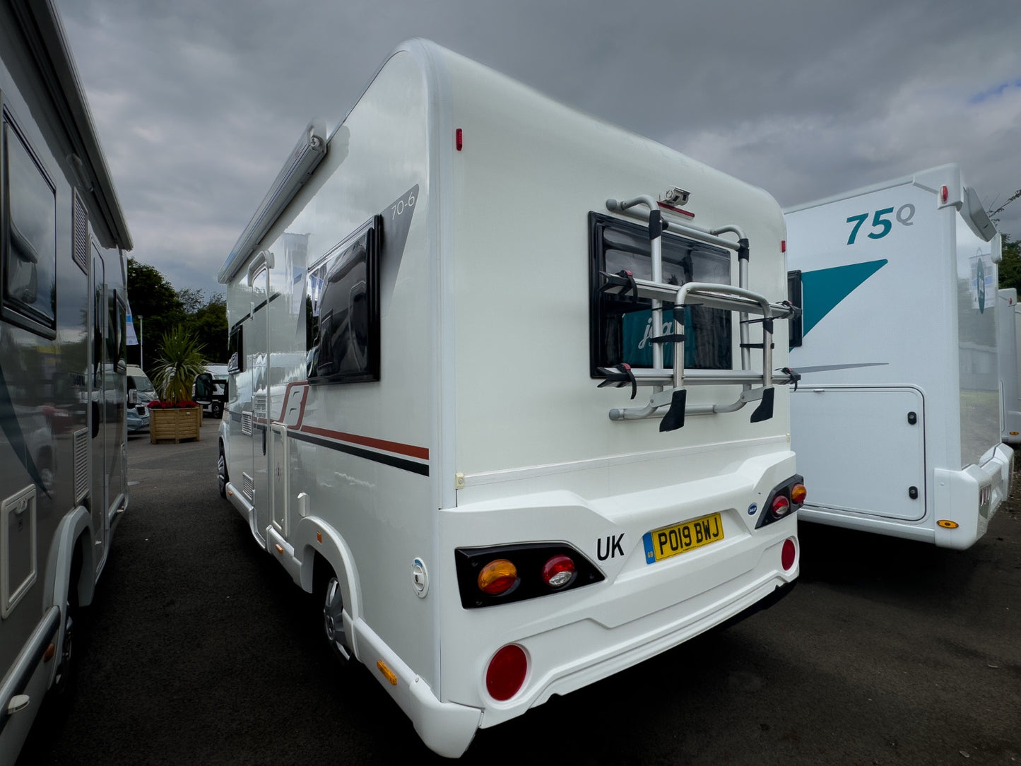 PRE-OWNED MOTORHOMES – IH Motorhomes