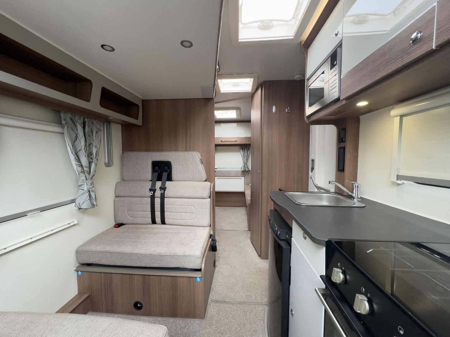 PRE-OWNED MOTORHOMES – IH Motorhomes