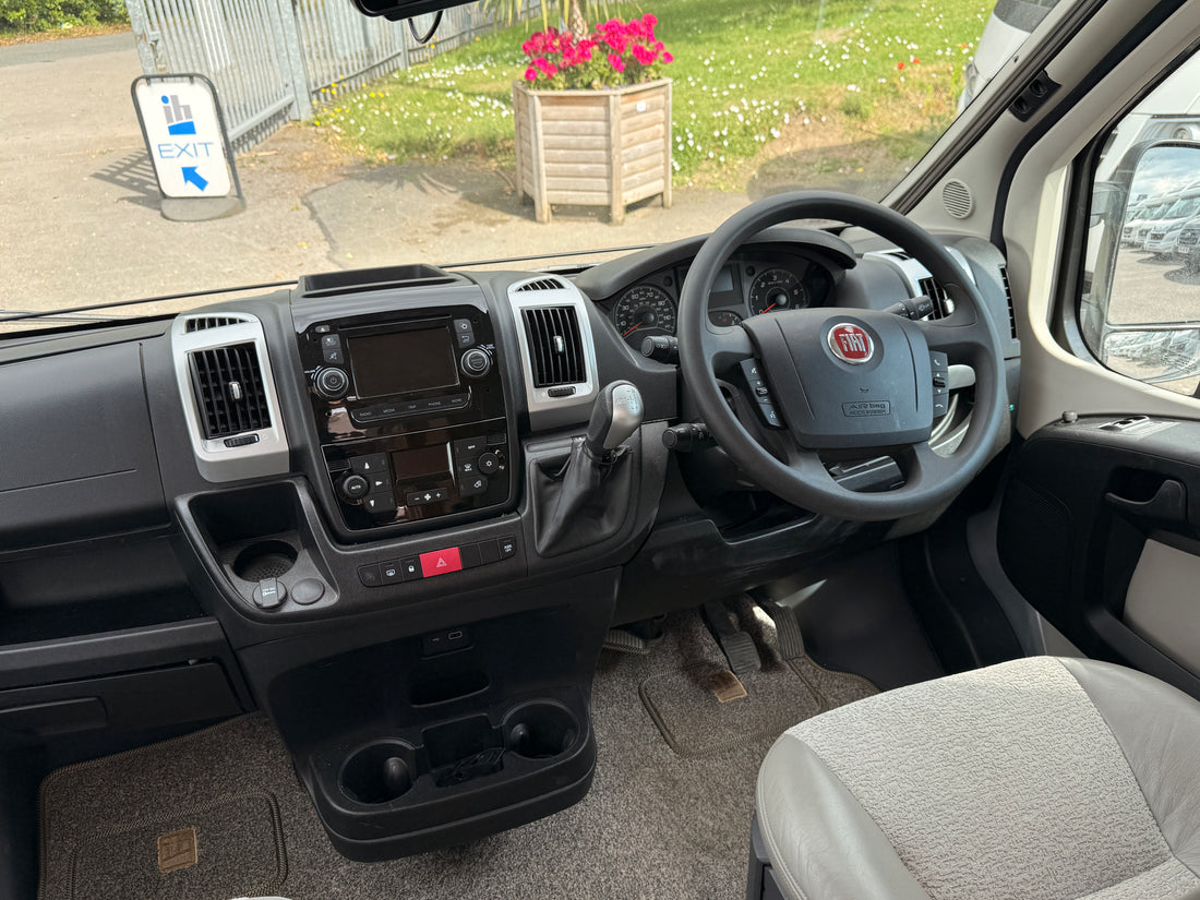 IH 630 RD - £64,995