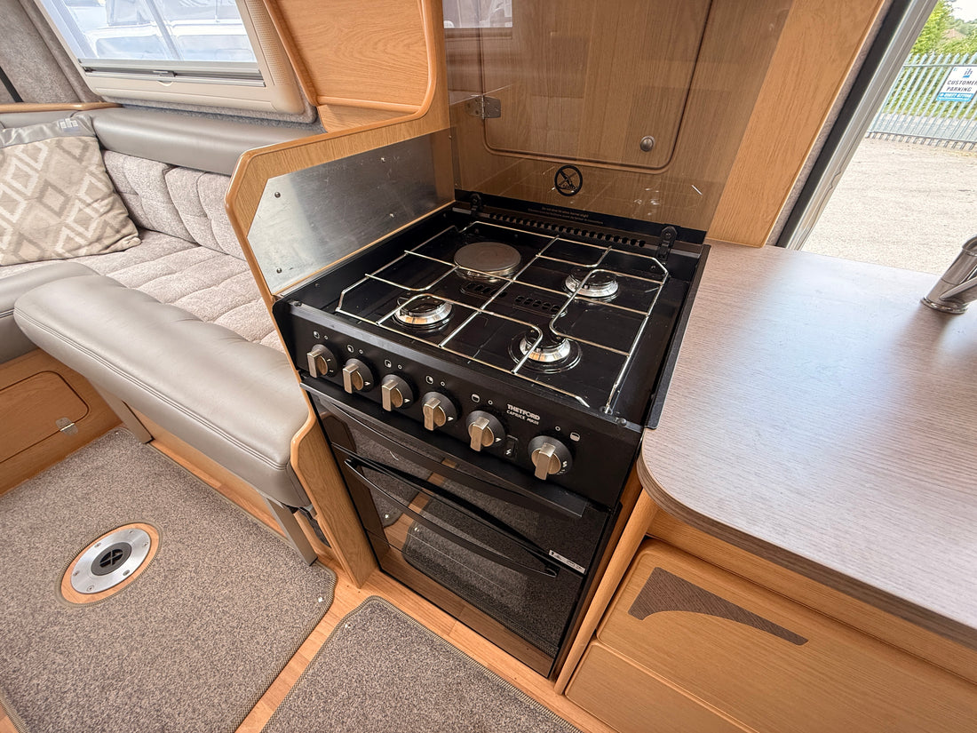 IH 630 RD - £64,995