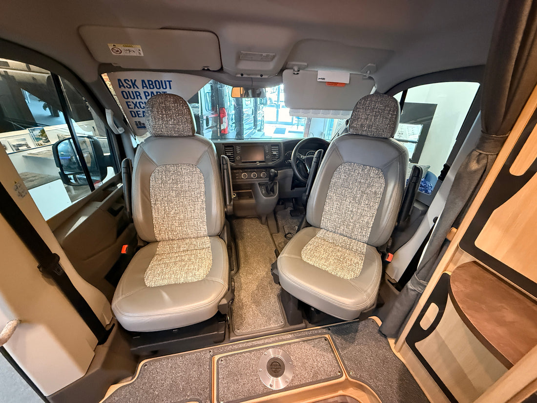 IH 680 CRL - £79,995