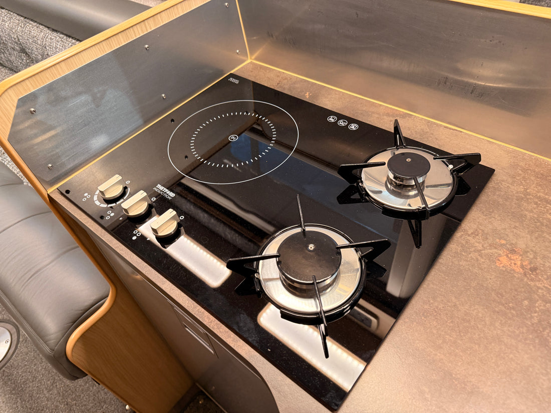 IH 680 CRL - £79,995