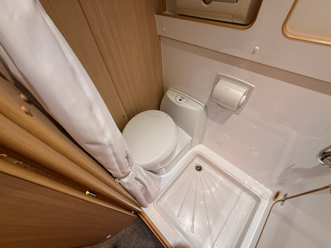 IH 680 CRL - £79,995