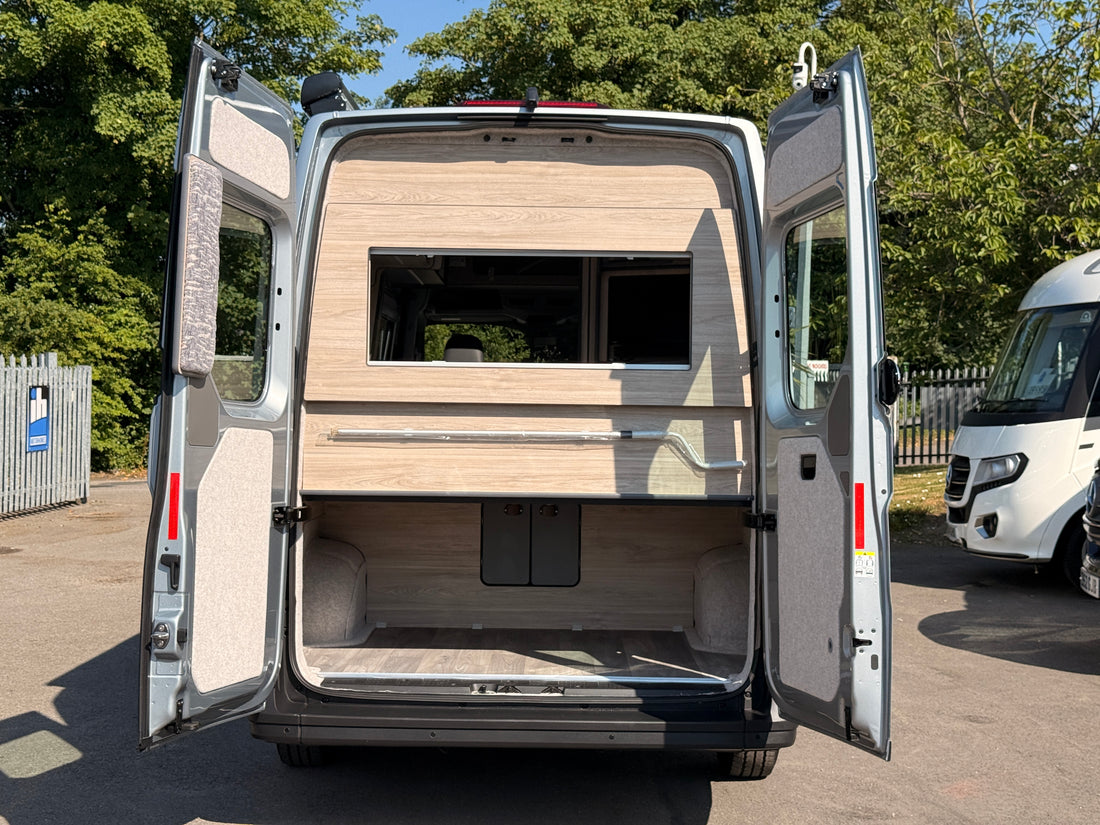 2026 IH 680 Twin FL - £106,872
