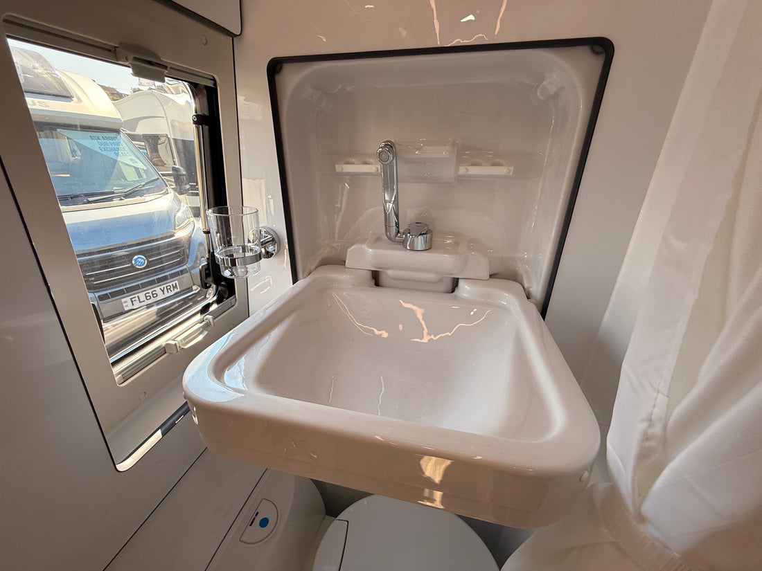 2026 IH 680 Twin FL - £106,872