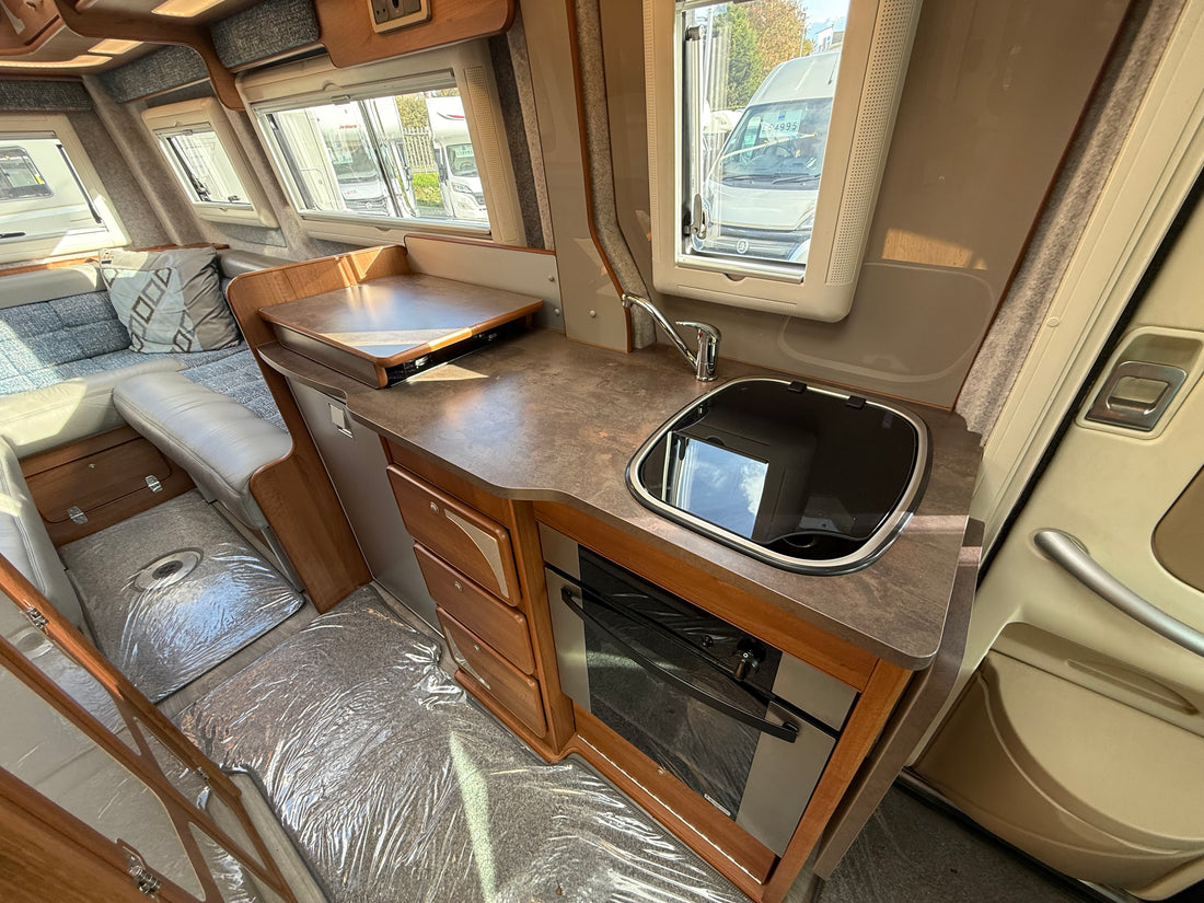 IH N-Class 680 RL £84,995