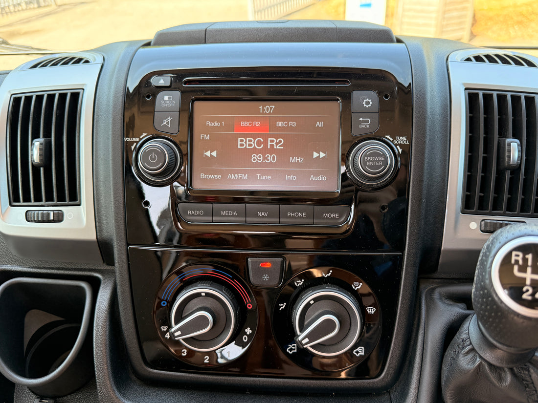 IH 630 FL - £49,995