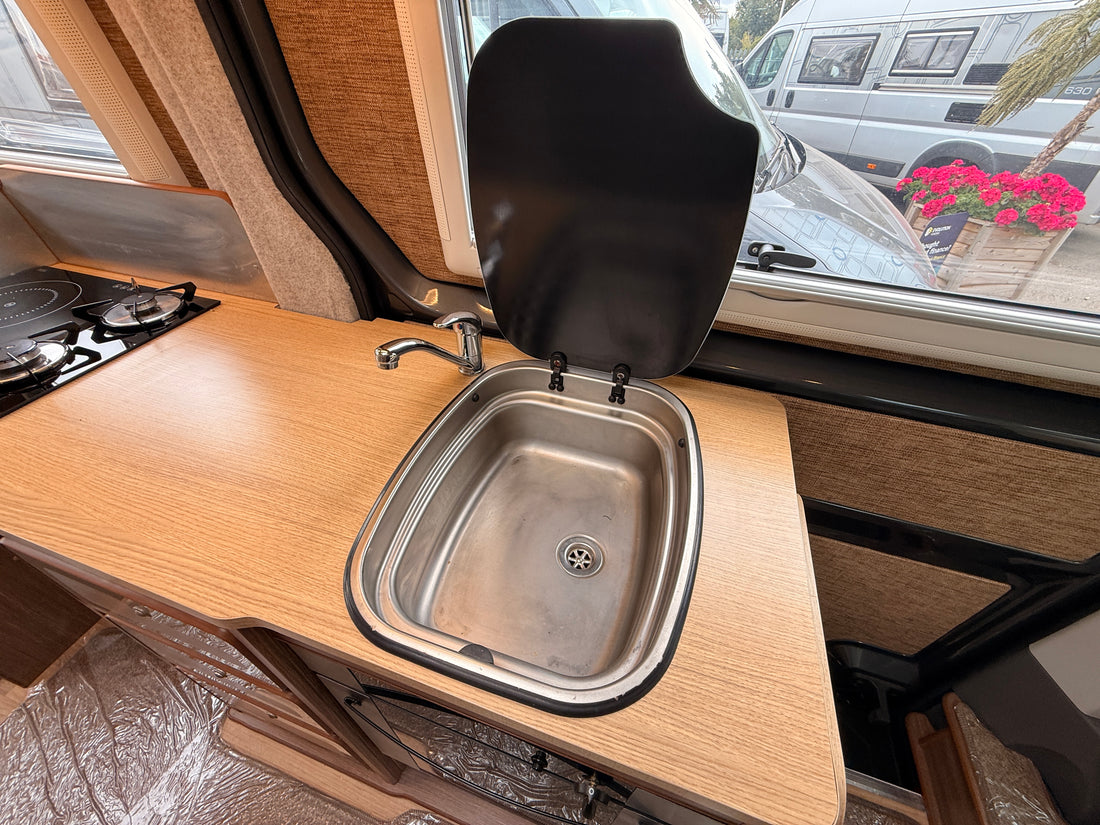 IH 680 CRD - £74,995