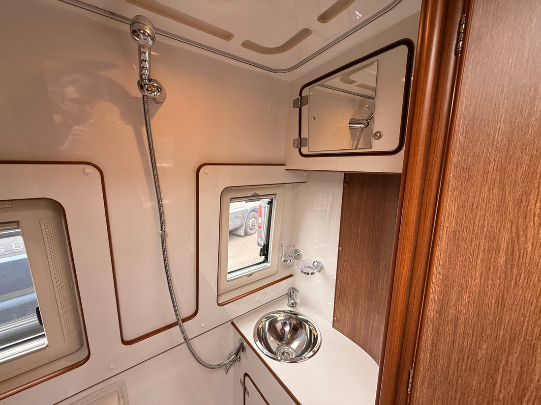 IH 680 CRD - £74,995