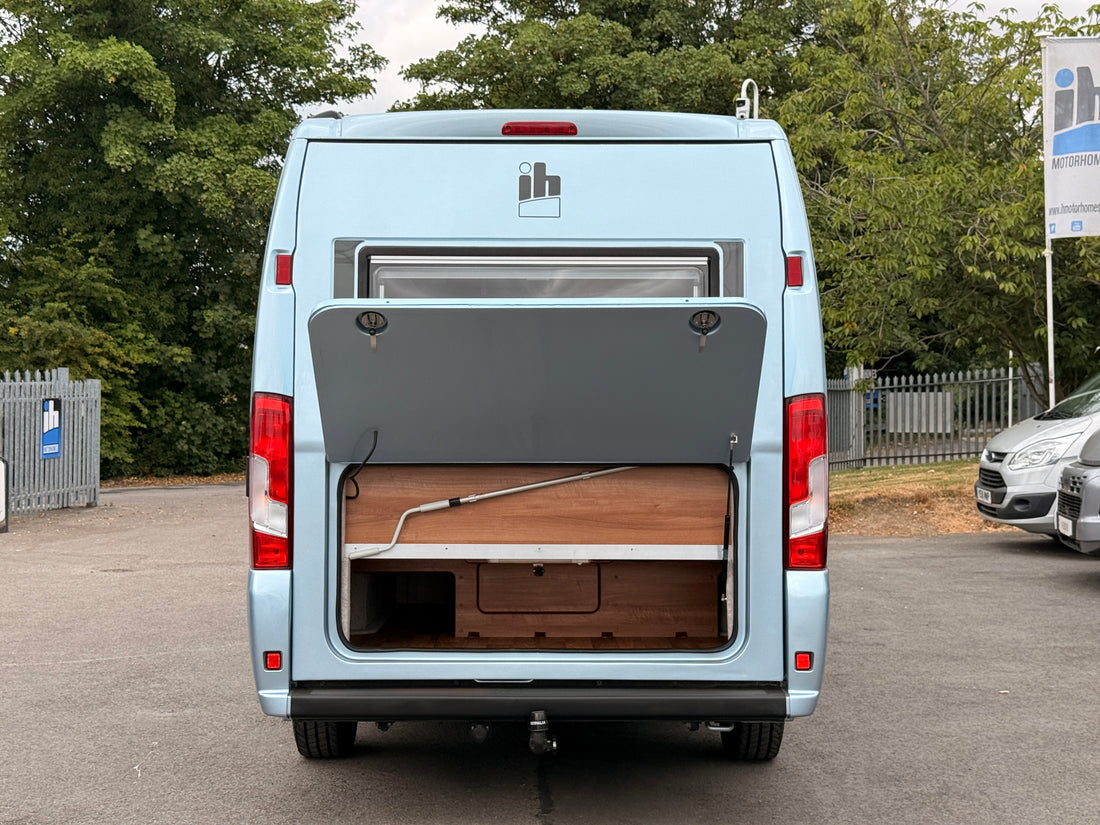 IH 630 RL - £59,995