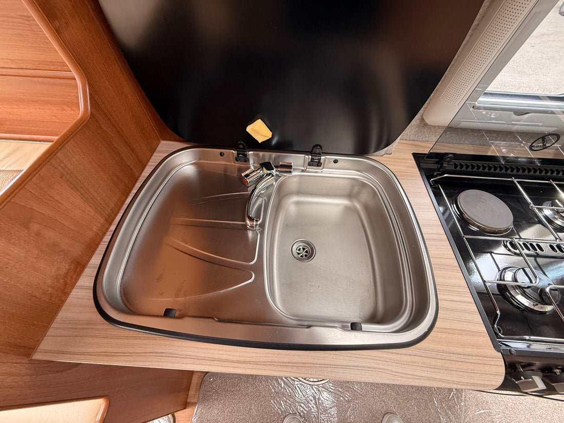 IH 630 RL - £59,995