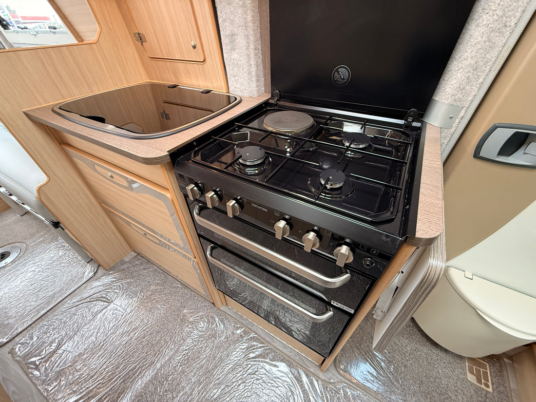 IH N-Class 630 RL - £74,995