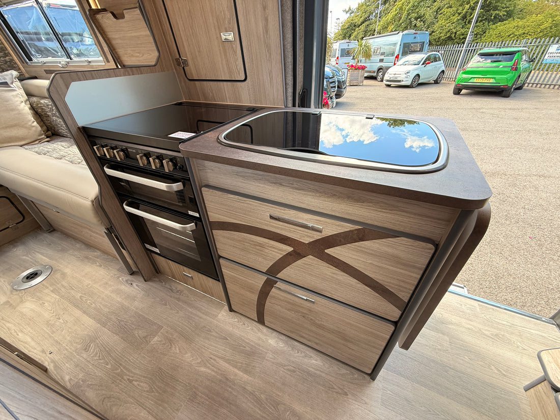IH 630 RD - £99,904