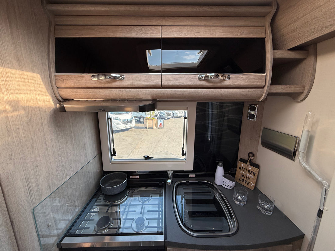 AUTOSLEEPER NUEVO EK PLUS – £74,995