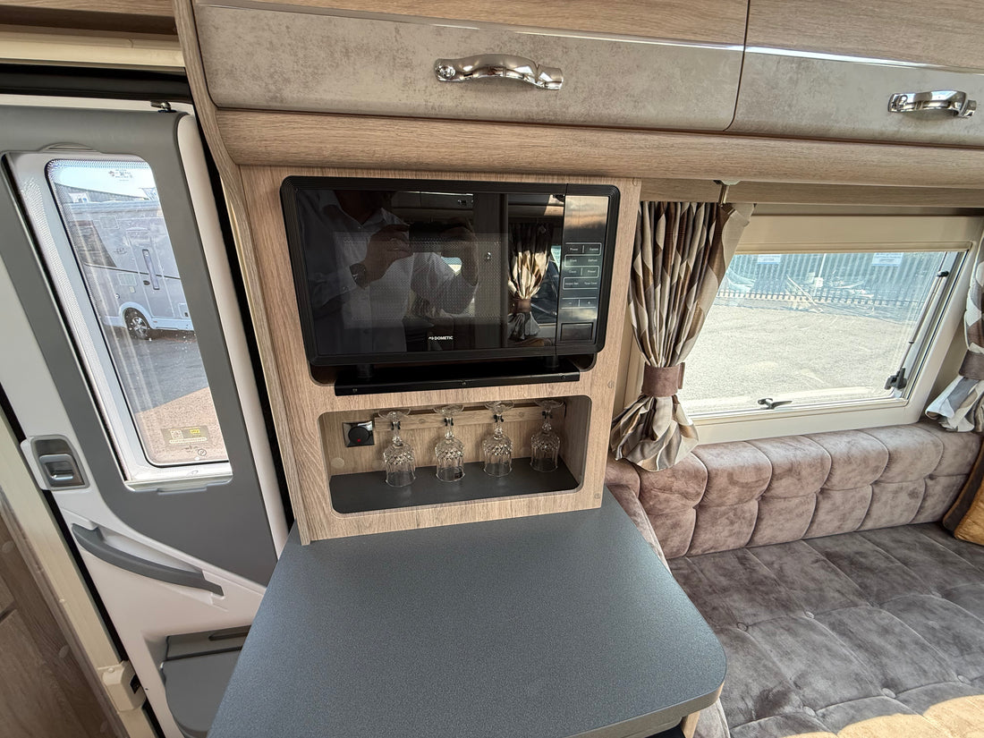 AUTOSLEEPER NUEVO EK PLUS – £74,995